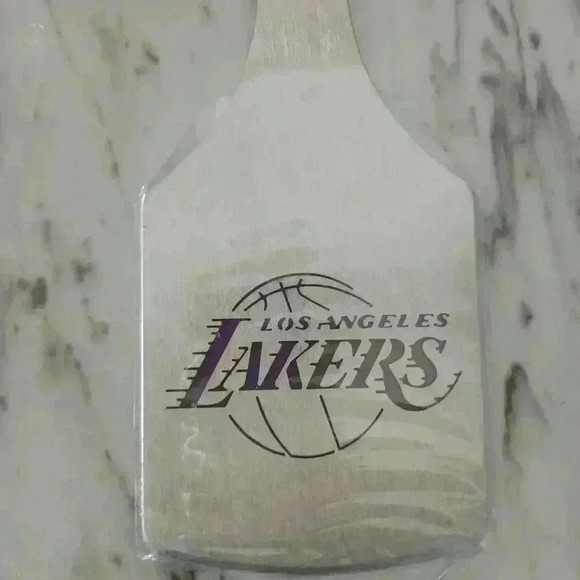 NBA LOS ANGELES LAKERS SPATULA AND BOTTLE OPENER - Picture 7 of 7